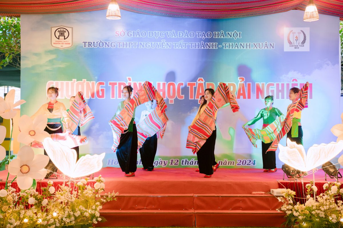 Bản Mường Xanh – Nông trại vui vẻ