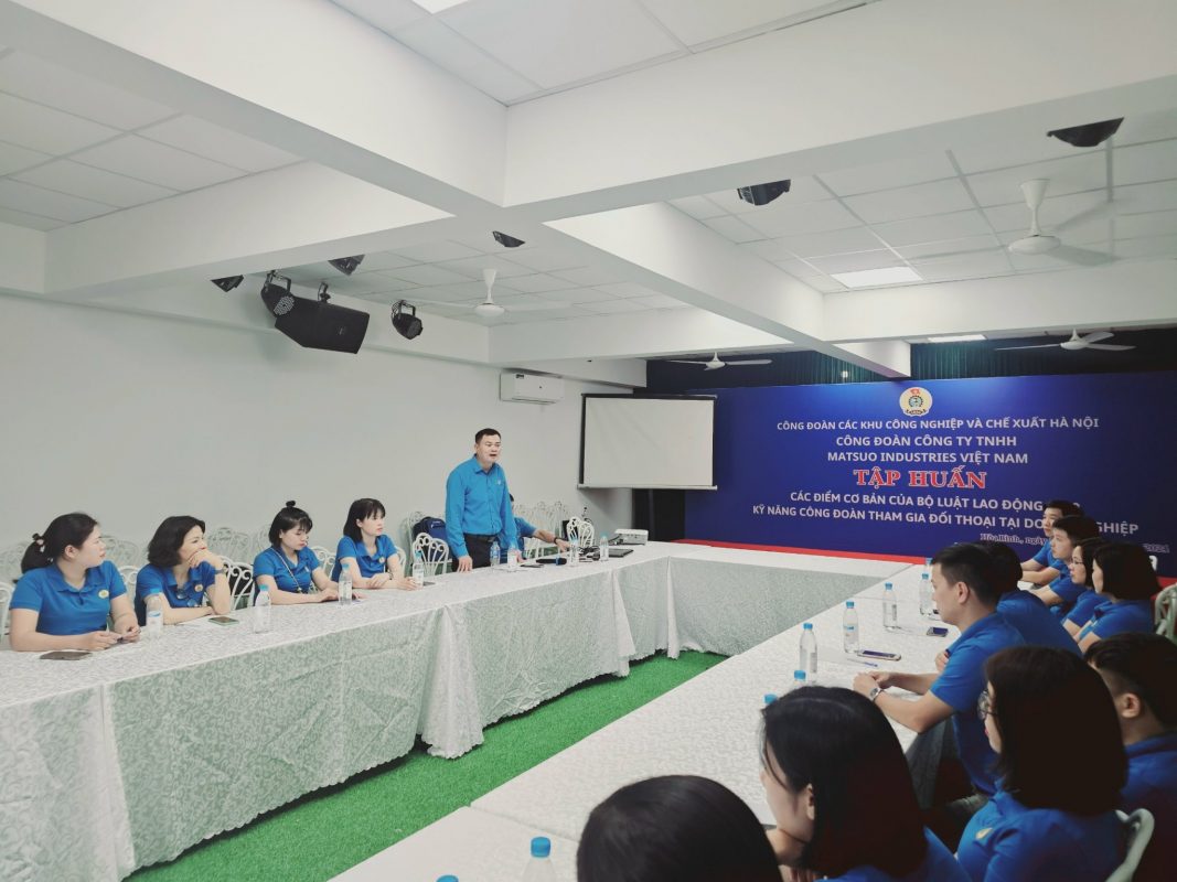 Bản Mường Xanh – Nông trại vui vẻ