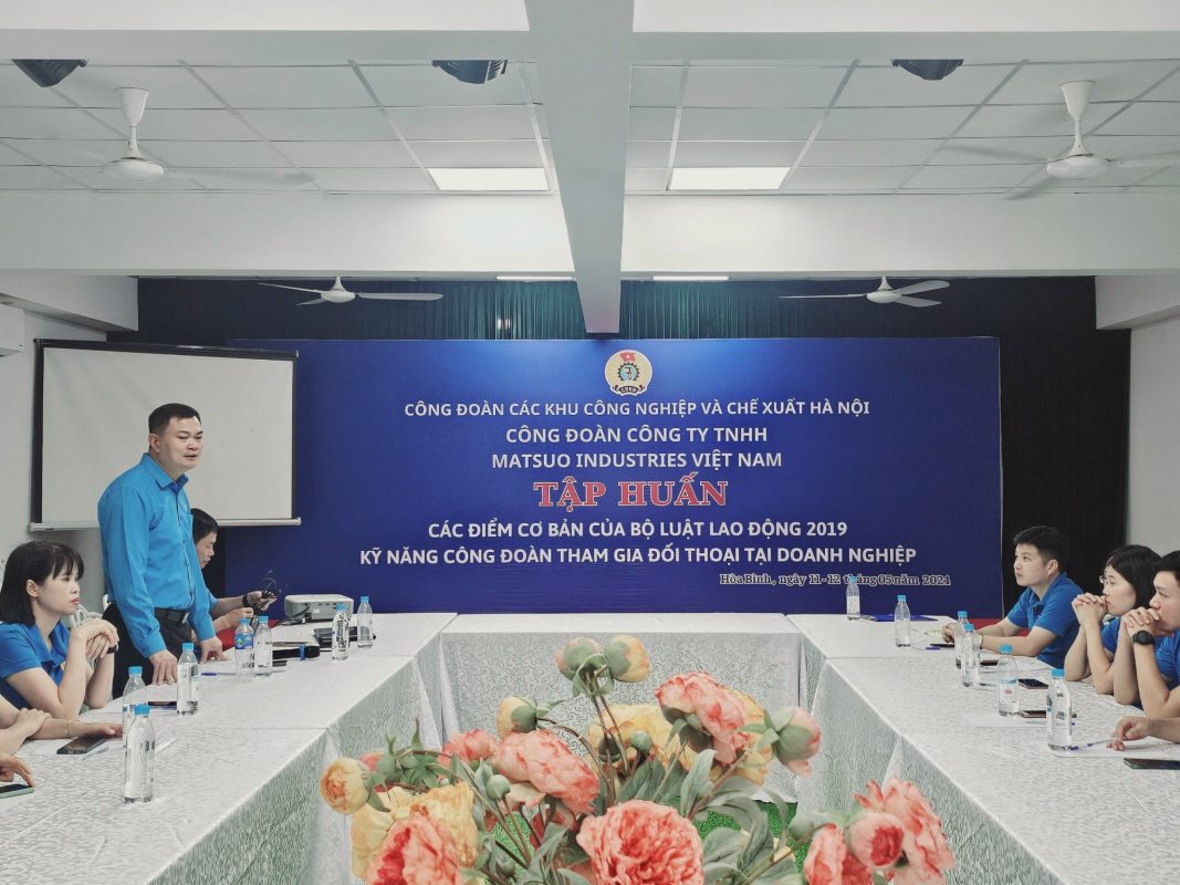 Bản Mường Xanh – Nông trại vui vẻ