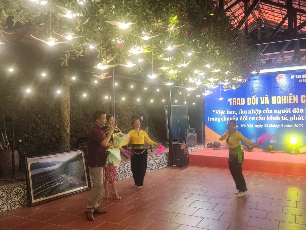 Bản Mường Xanh – Nông trại vui vẻ
